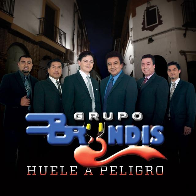 Album cover art for Huele a Peligro