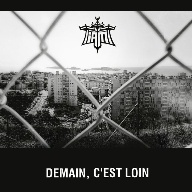 Album cover art for Demain, c'est loin