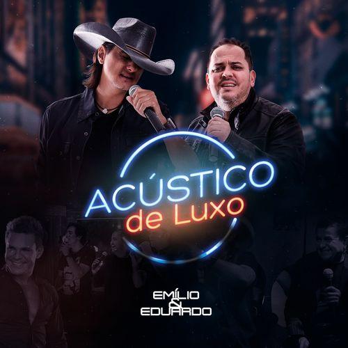 Album cover art for Acústico de Luxo