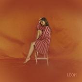 Album cover art for LÉON