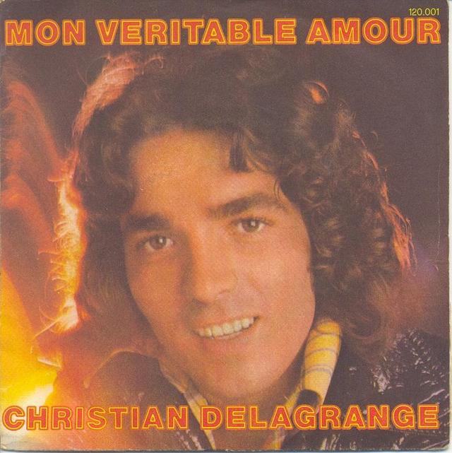 Album cover art for Mon Véritable Amour